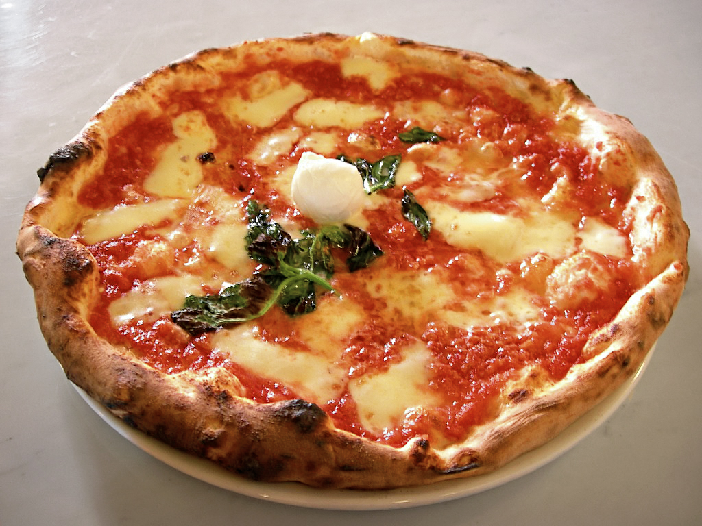 Classics Nepolian Pizza