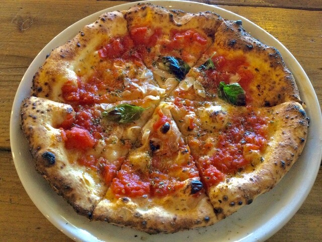Stagoine Pizza