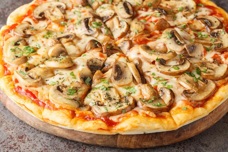 Pollo AI Fungi Pizza (Large)