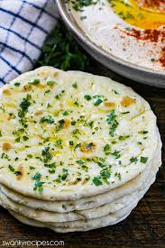 Garlic Naan (Per pcs.)