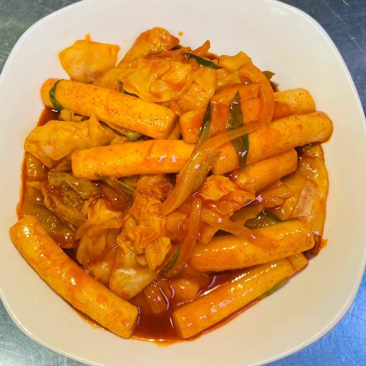 Ttukbokki (떡볶이)