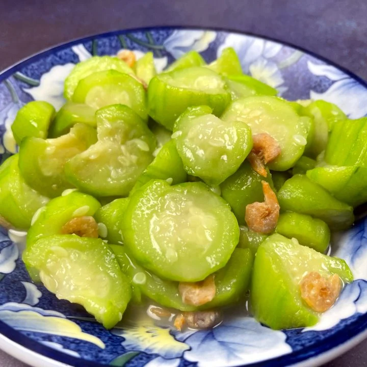 Fish Flavoured with Luffa Gourd