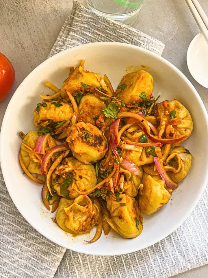 Veg Sadeko Momo