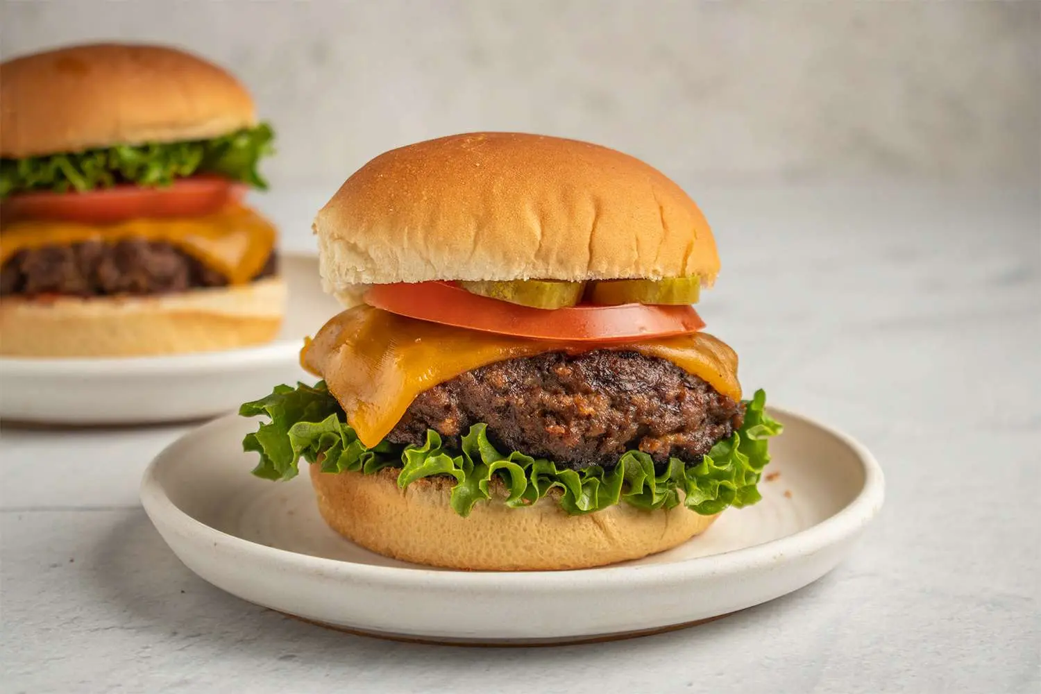 Classic American Burger 