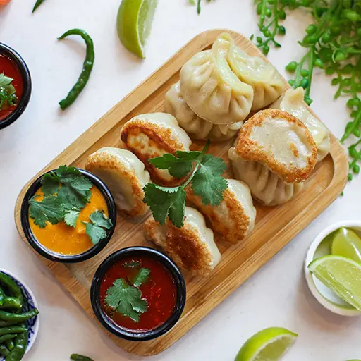 Chicken Kothey Momo